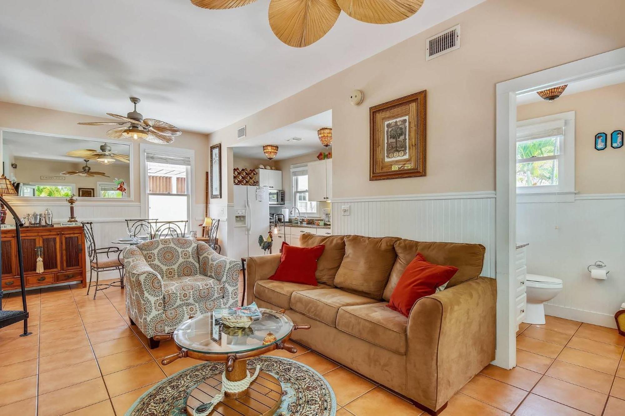 Land Of Love By Avantstay Pets Allowed Shared Pool Great Location Month Long Stays Only Key West Luaran gambar